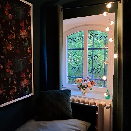 Bertha-marie Smaragd Oase