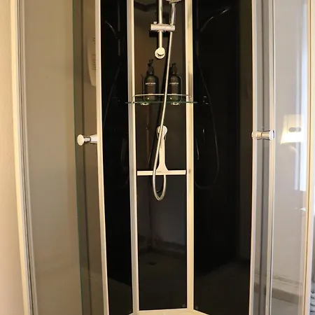 Bertha-marie Smaragd Oase